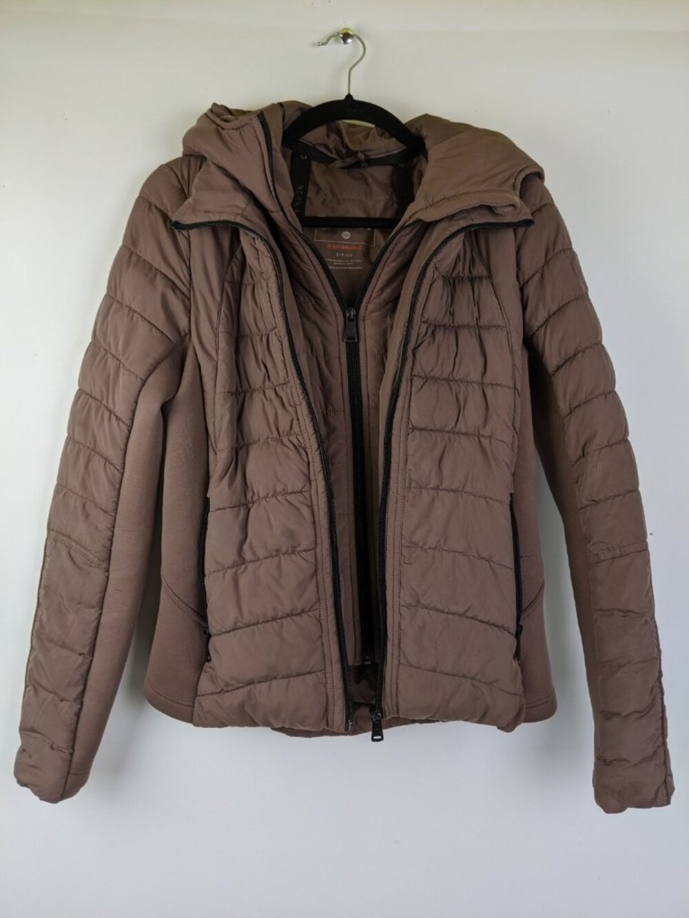 Bernardo Brown Puffer Coat Womens Size Small Hooded Pockets Packable EcoPlume